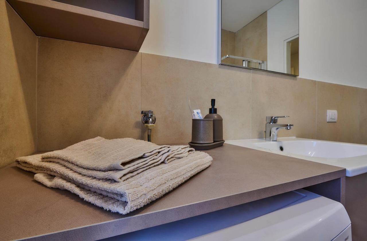 Lecco Lake Apartments Villa Liberty Kültér fotó
